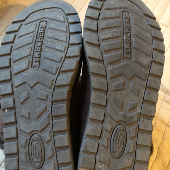 Skechers brown fuzzy boots - Picture 5 of 6